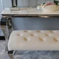 Podnóżek, pufa Ludwik Beige pikowana kryształkami.jpg