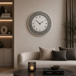 Zegar ścienny okrągły glamour z kryształkami srebrny 80x80 cm C-0614