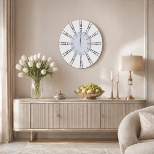 Zegar ścienny okrągły glamour lustrzany z kryształkami srebrny 50x50 cm C-0640