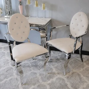 Krzesło Ludwik II glamour Arms Beige  - beżowe krzesło pikowane kryształkami, kołatka