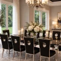 Nowoczesny stół w eleganckiej aranżacji glamour - stół Ludwik i krzesła Luxury Black -BellaCasa.co.jpg
