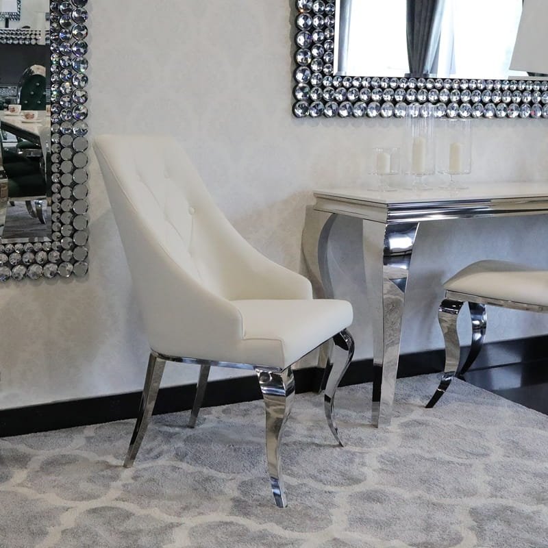 Krzesło-William-II-White-białe-pikowane-guzikami-bellacasa.co